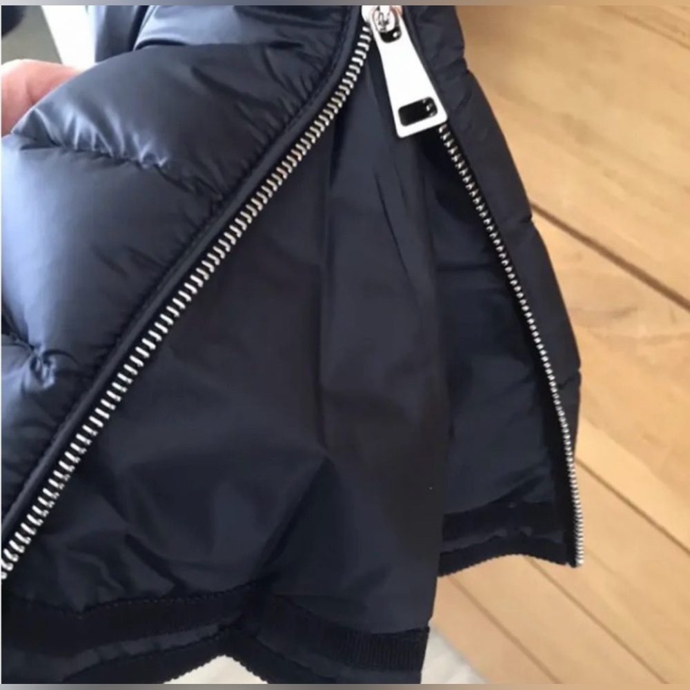 Moncler Navy down jacket - Picture 4 of 6